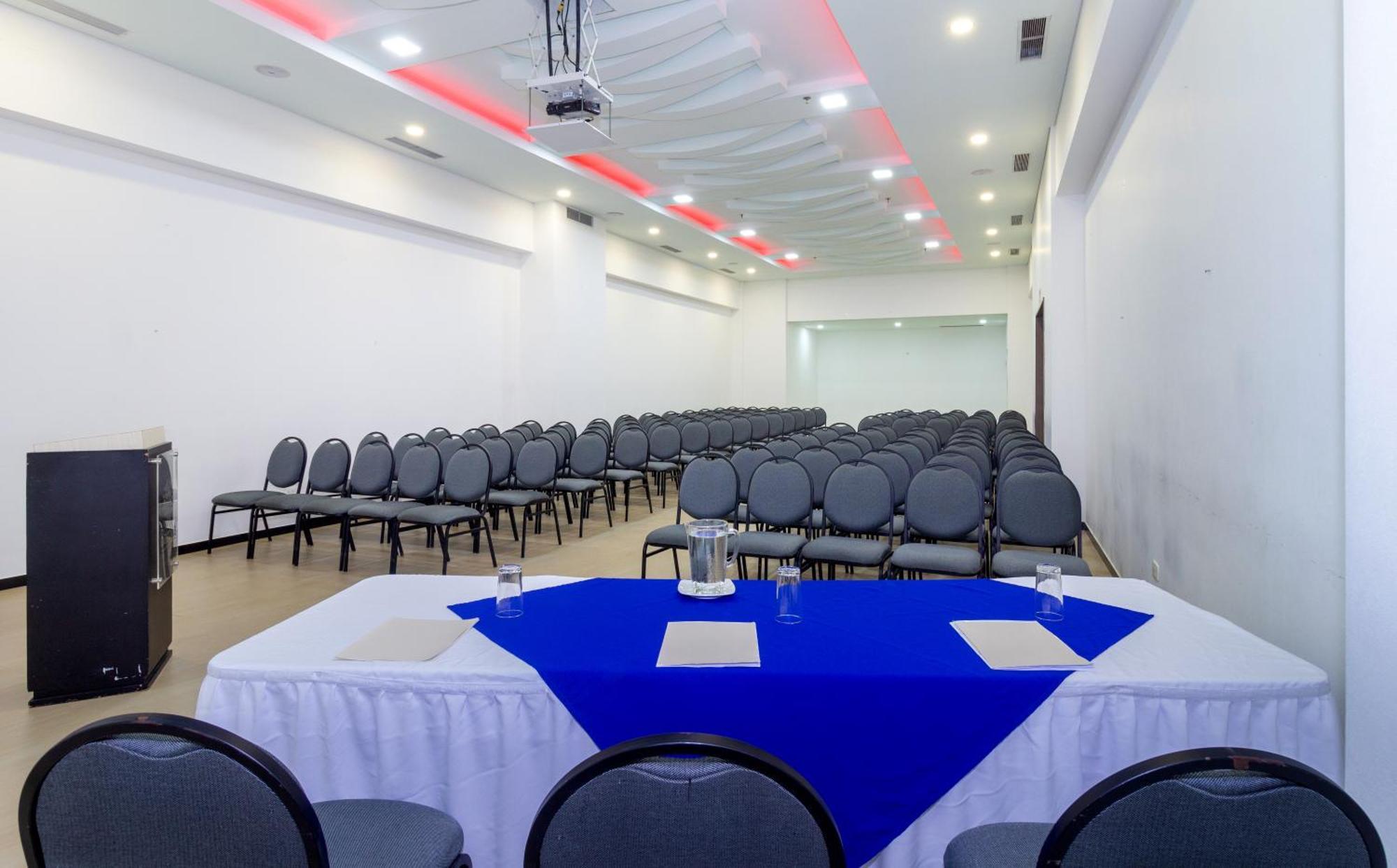 מונטריה Hotel Baroca מראה חיצוני תמונה