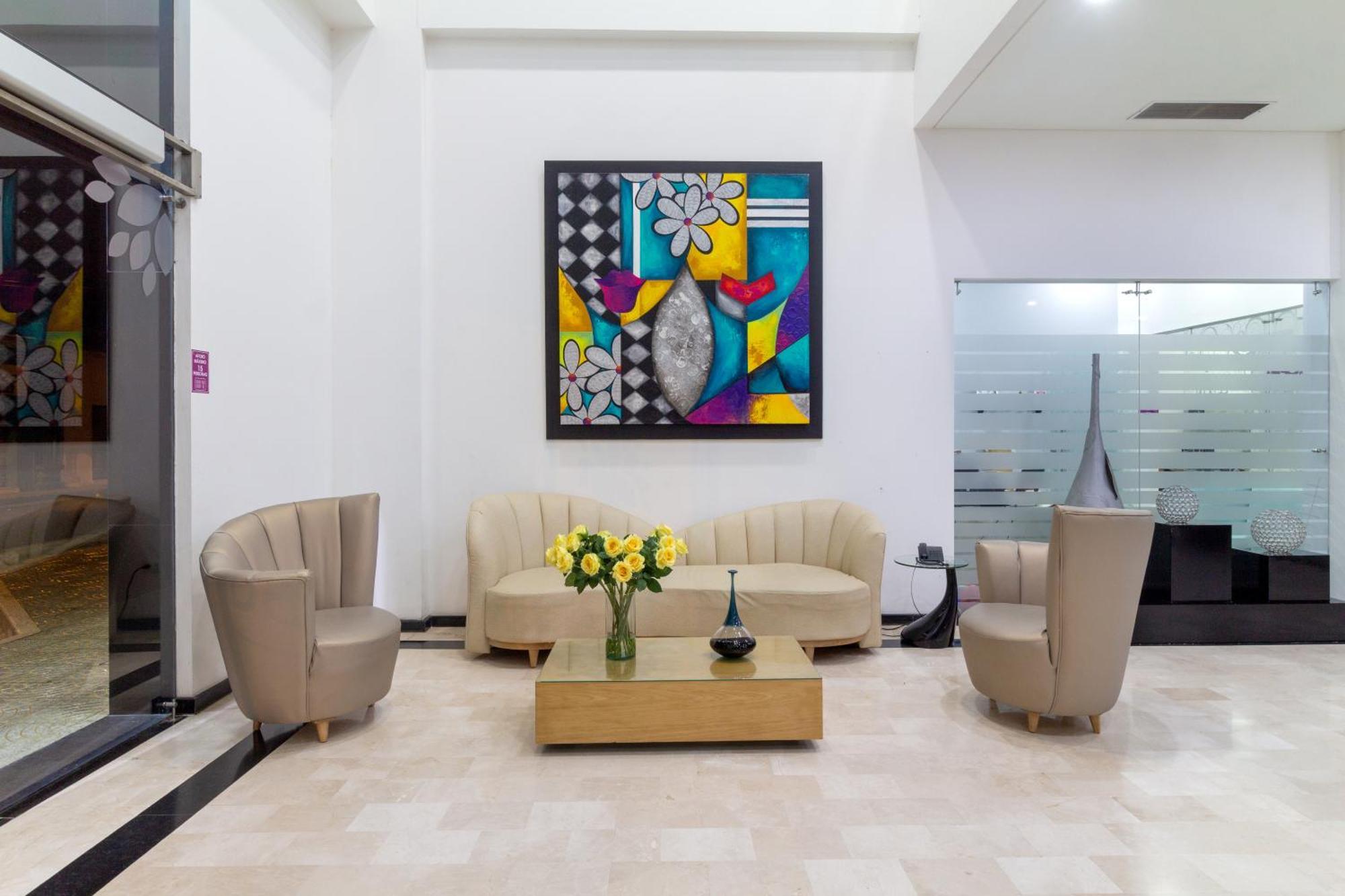 מונטריה Hotel Baroca מראה חיצוני תמונה