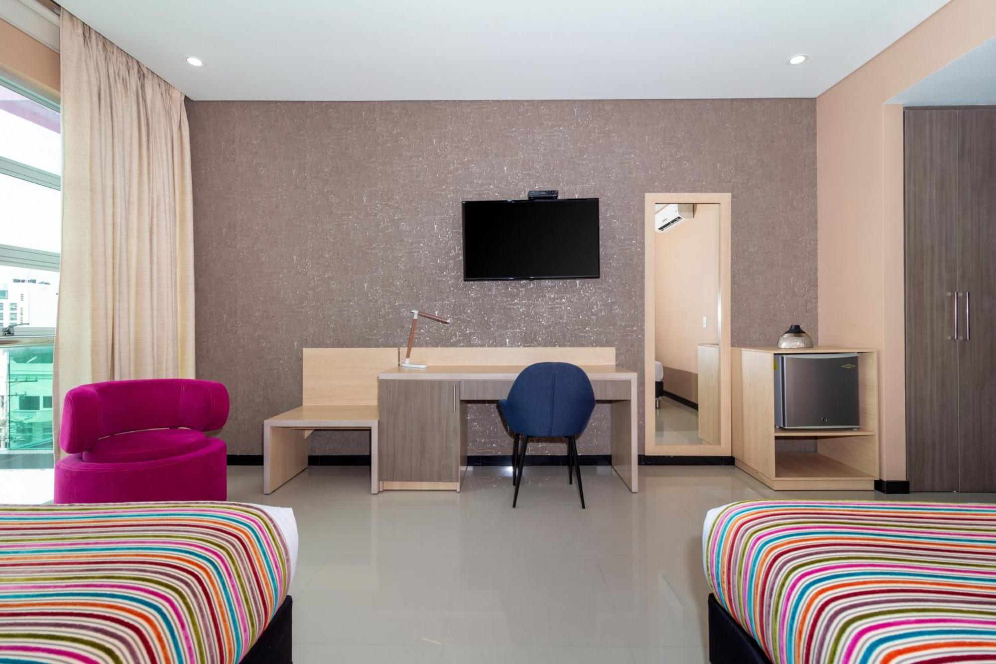 מונטריה Hotel Baroca מראה חיצוני תמונה